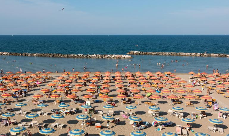hotelvillapaola en july-offer-by-the-sea-vacation-in-hotel-with-pool-in-rimini-torre-pedrera 017